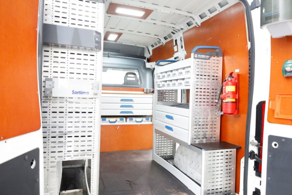 Peugeot Boxer 2.0 BlueHDI E6 130pk L1H2 Premium Navi/Camera/Inrichting 04-2018