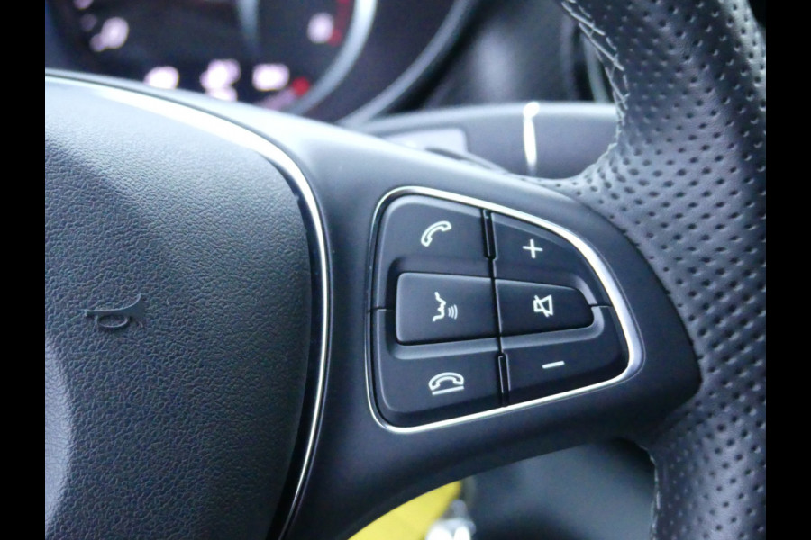 Mercedes-Benz V-Klasse 300d Extra Lang AMG Dubbel Cabine Adaptive cruise Sfeerverlichting