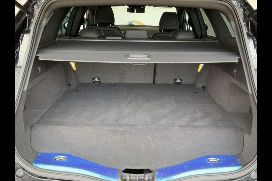 Ford Mondeo Wagon 2.0 IVCT HEV ST-Line 187pk | 18 inch velgen | Verwarmbare voorstoelen | Bestuurdersstoel Met Geheugen |  Achteruitrijcamera | Half leder