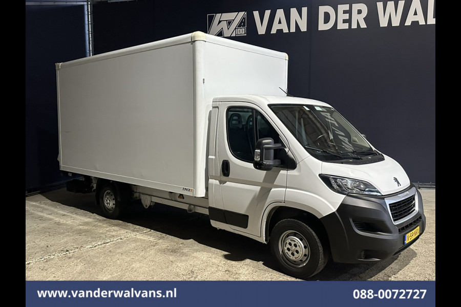 Peugeot Boxer 2.2 BlueHDi 141pk Bakwagen Laadklep Euro6 Airco | Cruisecontrol | 1055kg laadvermogen Bijrijdersbank