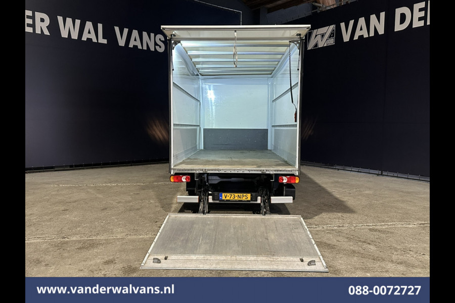 Peugeot Boxer 2.2 BlueHDi 141pk Bakwagen Laadklep Euro6 Airco | Cruisecontrol | 1085kg laadvermogen Bijrijdersbank