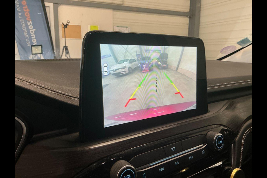 Ford Kuga 2.5 PHEV Vignale 225pk | Panoramadak | Adaptive cruise control | Winter Pack | Achteruitrijcamera | Bang&Olufsen | Elektrische achterklep
