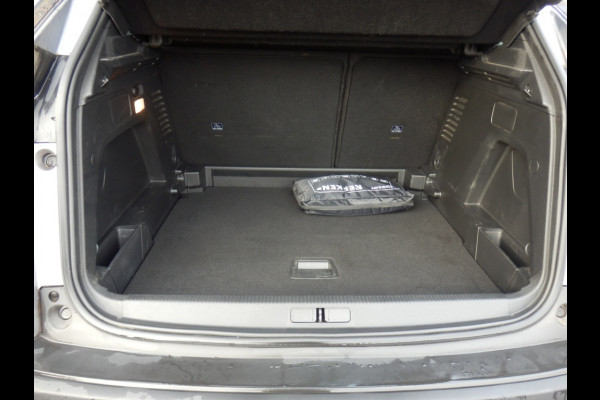 Peugeot 3008 1.2 PT Active Pack Business I Carplay I Nav. I Trekhaak I