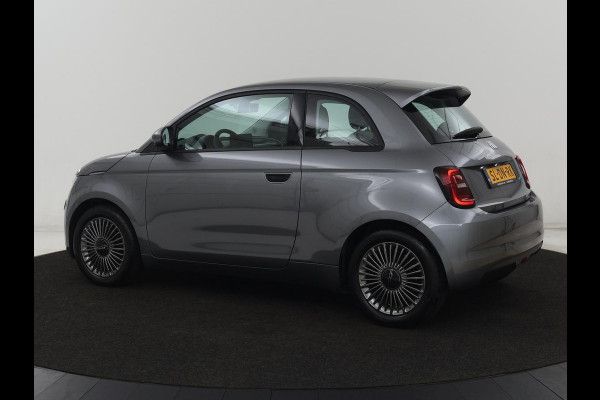 Fiat 500E Icon 42 kWh | 3 Fase | Carplay | Navigatie | Cruise control | Climate control | Bluetooth | 16'' lichtmetalen velgen