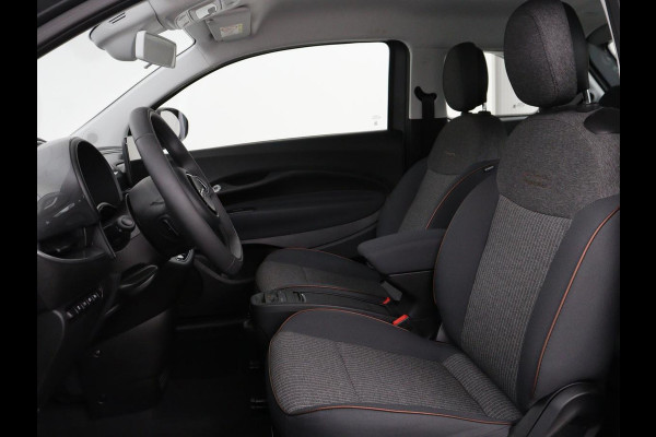 Fiat 500E Icon 42 kWh | 3 Fase | Carplay | Navigatie | Cruise control | Climate control | Bluetooth | 16'' lichtmetalen velgen
