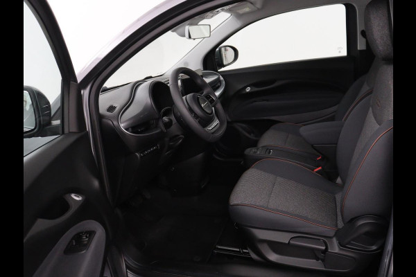 Fiat 500E Icon 42 kWh | 3 Fase | Carplay | Navigatie | Cruise control | Climate control | Bluetooth | 16'' lichtmetalen velgen