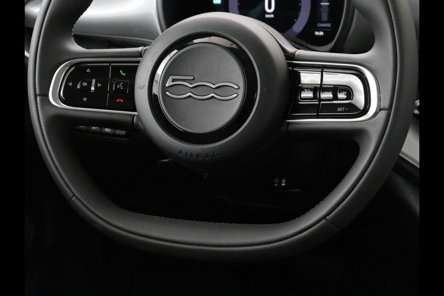 Fiat 500E Icon 42 kWh | 3 Fase | Carplay | Navigatie | Cruise control | Climate control | Bluetooth | 16'' lichtmetalen velgen