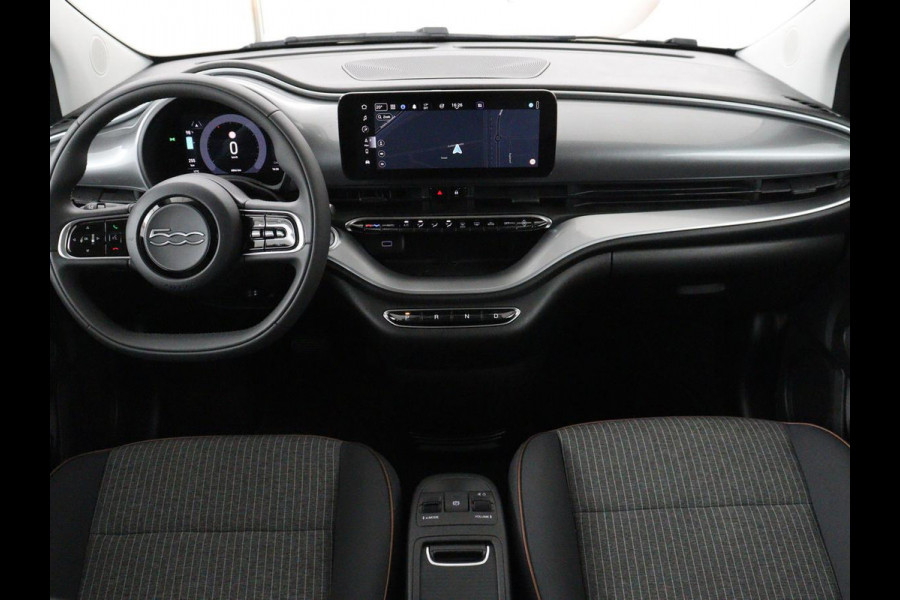 Fiat 500E Icon 42 kWh | 3 Fase | Carplay | Navigatie | Cruise control | Climate control | Bluetooth | 16'' lichtmetalen velgen