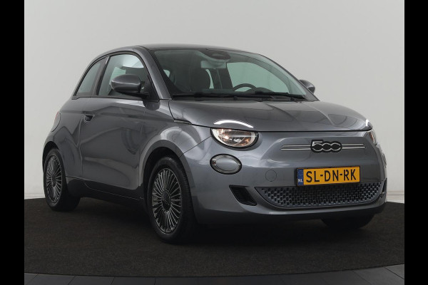 Fiat 500E Icon 42 kWh | 3 Fase | Carplay | Navigatie | Cruise control | Climate control | Bluetooth | 16'' lichtmetalen velgen