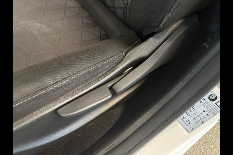 Opel KARL 1.0 EcoFLEX 75pk 120 Jaar Edition Plus AIRCO/CRUISE/MEDIA/PDC/15INCH