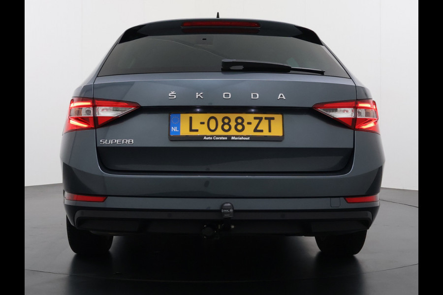 Škoda Superb Combi 1.5TSI DSG Automaat Trekhaak Elek.Stoel+Memory+Verwarmd Navi Ecc Apple Carplay Android Auto Pdc ACT Business Edition Cruise Control DAB Led Lmv Regen-/lichtsensor Privacy Glas Keyless Verwarmde Voorruit Comfort Pack Origineel Nederlandse Auto
