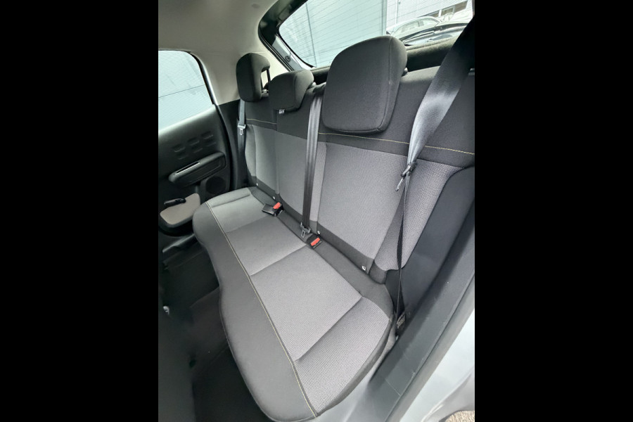 Citroën C3 110pk Shine (Automatische Airco - Navigatie - LED - Apple Carplay - Parkeersensoren - Lichtmetalen velgen)