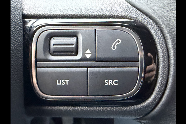 Citroën C3 110pk Shine (Automatische Airco - Navigatie - LED - Apple Carplay - Parkeersensoren - Lichtmetalen velgen)