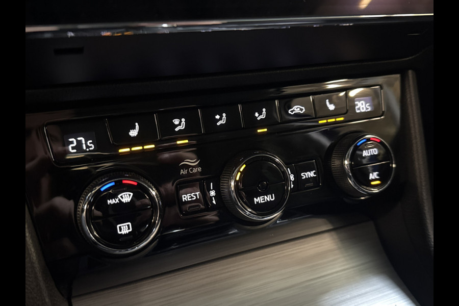 Škoda Superb Combi iV 218PK DSG HYBRID BUSINESS CAMERA/NAVI/STUURVERW.