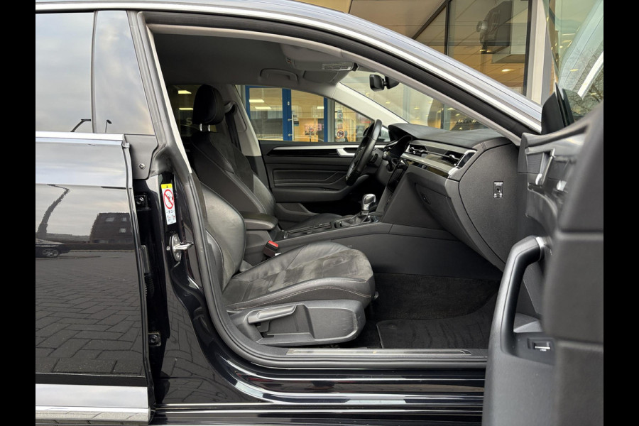 Volkswagen Arteon Shooting Brake 1.4 TSI eHybrid Elegance Business+ | Wegklapbare Trekhaak | Stoelverwarming | Stuurwielverwarming | Camera | Side Assist | Comfort stoelen elektrisch verstelbaar