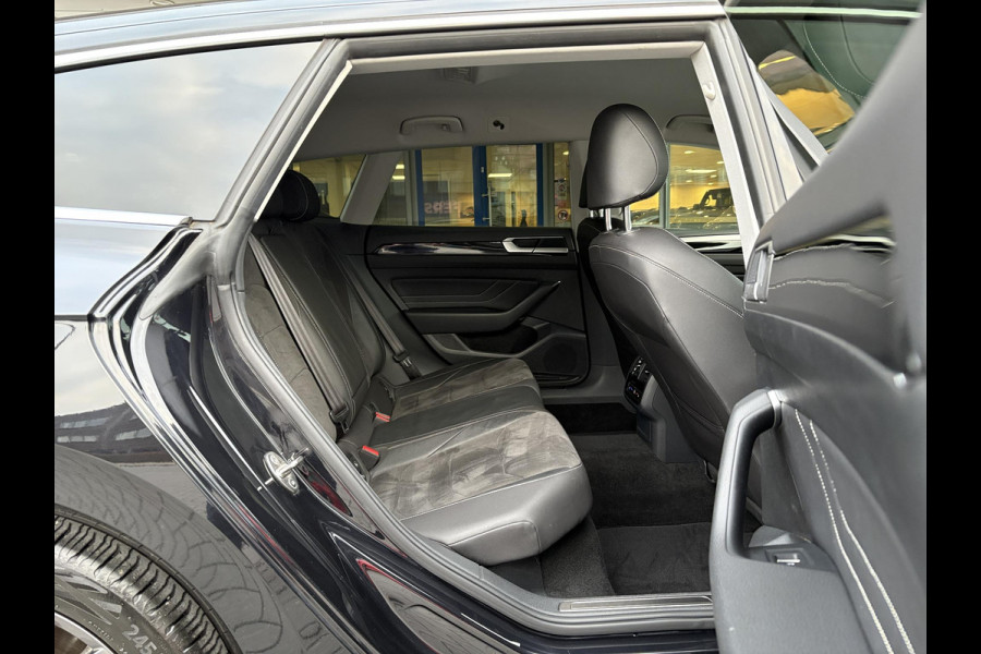 Volkswagen Arteon Shooting Brake 1.4 TSI eHybrid Elegance Business+ | Wegklapbare Trekhaak | Stoelverwarming | Stuurwielverwarming | Camera | Side Assist | Comfort stoelen elektrisch verstelbaar