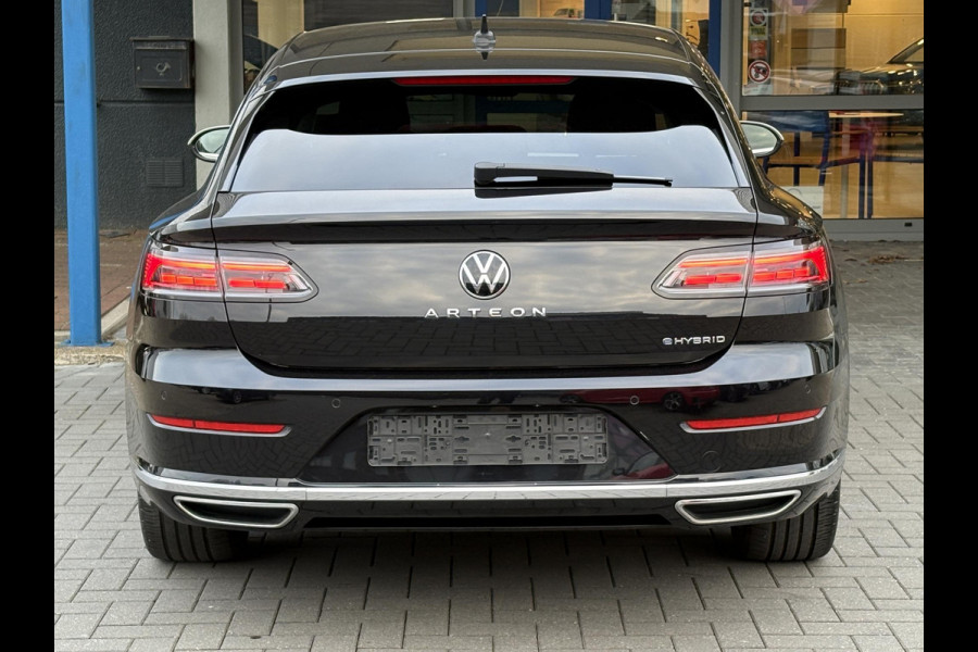 Volkswagen Arteon Shooting Brake 1.4 TSI eHybrid Elegance Business+ | Wegklapbare Trekhaak | Stoelverwarming | Stuurwielverwarming | Camera | Side Assist | Comfort stoelen elektrisch verstelbaar