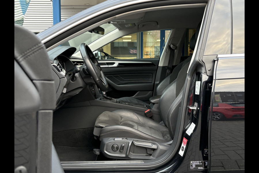 Volkswagen Arteon Shooting Brake 1.4 TSI eHybrid Elegance Business+ | Wegklapbare Trekhaak | Stoelverwarming | Stuurwielverwarming | Camera | Side Assist | Comfort stoelen elektrisch verstelbaar