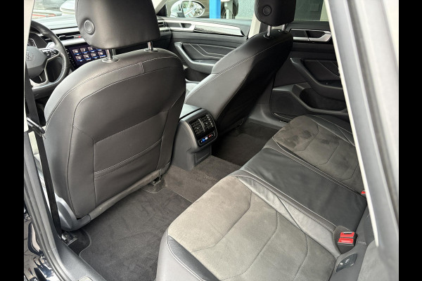 Volkswagen Arteon Shooting Brake 1.4 TSI eHybrid Elegance Business+ | Wegklapbare Trekhaak | Stoelverwarming | Stuurwielverwarming | Camera | Side Assist | Comfort stoelen elektrisch verstelbaar