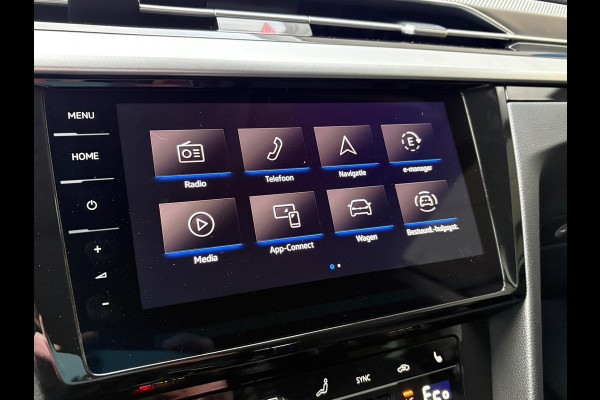 Volkswagen Arteon Shooting Brake 1.4 TSI eHybrid Elegance Business+ | Wegklapbare Trekhaak | Stoelverwarming | Stuurwielverwarming | Camera | Side Assist | Comfort stoelen elektrisch verstelbaar