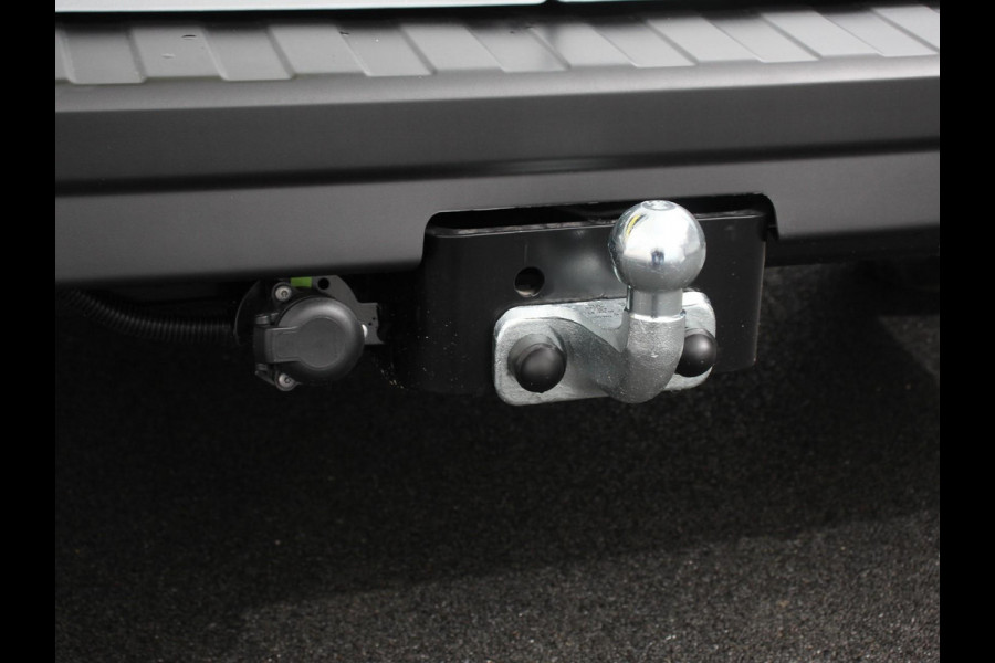 Renault Trafic 2.0 Blue dCi 110 T30 L2H1 Advance Navigatie Airco Lichtmetalen velgen Betimmering Trekhaak Parkeer sensoren Dab