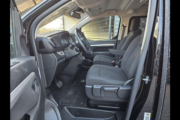 Opel Zafira-e Life L2H1 Innovation 75 kWh 8-persoons | 2x Schuifdeur | Trekhaak | Stoelverwarming | Camera | Navi |