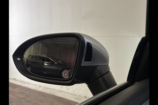 Volkswagen Arteon Shooting Brake eHYBRID 218PK DSG ELEGANCE BUSINESS+ TREKHAAK/NAVI/360CAMERA/LEDER Auto wordt verwacht!