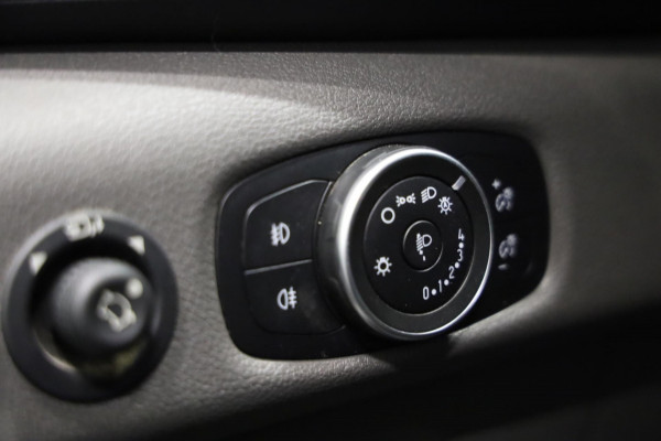 Ford Transit 350 2.0 TDCI AUTOMAAT L3/H3 TREKHAAK NAVI PDC 170PK TOPSTAAT LEASE V/A €144,- P.M. INRUIL MOGELIJK