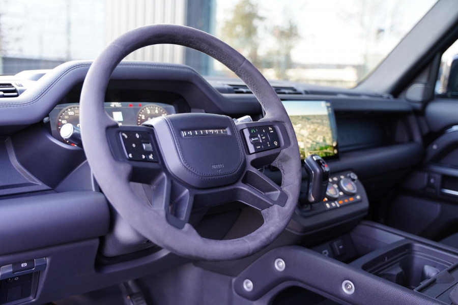 Land Rover Defender 110 P 525 V8 Black Edition / EX BTW / Grijs Kenteken