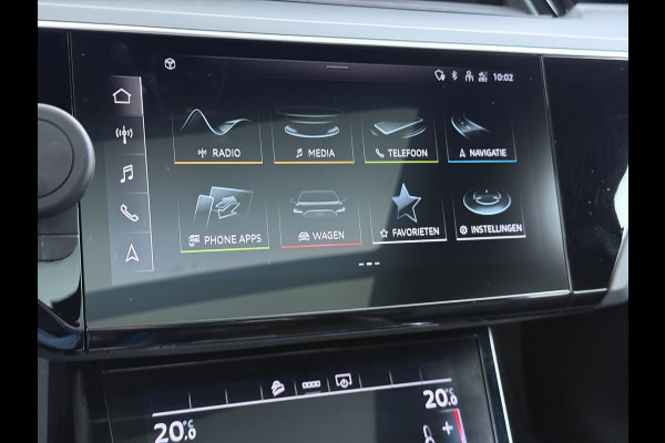 Audi e-tron 55 Quattro 95kWh Camera Panoramadak 2 Zijdes Laden Adap.Cruise Trekhaak Navi Ecc Leder Business Edition Plus SOH 91% Elek.Stoelen+Verwarmd Keyless Rijstrooksensor AWD 4WD Elek.Achterklep 1e Eigenaar Origineel Nederlandse Auto Dealeronderhouden