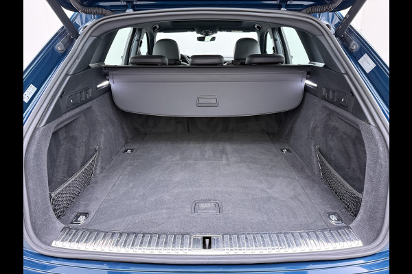 Audi e-tron 55 Quattro 95kWh Camera Panoramadak 2 Zijdes Laden Adap.Cruise Trekhaak Navi Ecc Leder Business Edition Plus SOH 91% Elek.Stoelen+Verwarmd Keyless Rijstrooksensor AWD 4WD Elek.Achterklep 1e Eigenaar Origineel Nederlandse Auto Dealeronderhouden