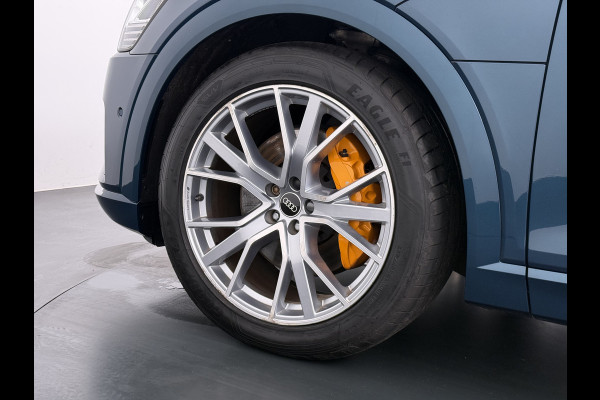 Audi e-tron 55 Quattro 95kWh Camera Panoramadak 2 Zijdes Laden Adap.Cruise Trekhaak Navi Ecc Leder Business Edition Plus SOH 91% Elek.Stoelen+Verwarmd Keyless Rijstrooksensor AWD 4WD Elek.Achterklep 1e Eigenaar Origineel Nederlandse Auto Dealeronderhouden