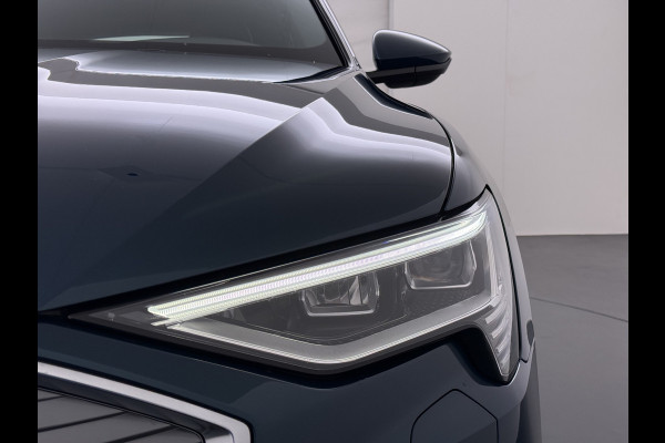 Audi e-tron 55 Quattro 95kWh Camera Panoramadak 2 Zijdes Laden Adap.Cruise Trekhaak Navi Ecc Leder Business Edition Plus SOH 91% Elek.Stoelen+Verwarmd Keyless Rijstrooksensor AWD 4WD Elek.Achterklep 1e Eigenaar Origineel Nederlandse Auto Dealeronderhouden