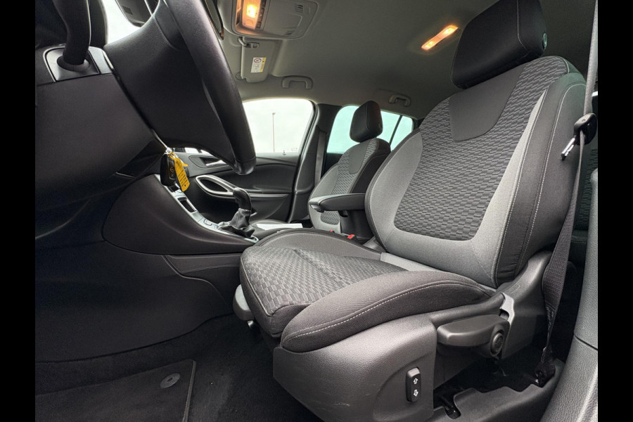 Opel Astra Sports Tourer 1.2 Turbo 110 PK Edition | Navigatie | LED koplampen | Climate Control | Cruise Control | AGR Stoel