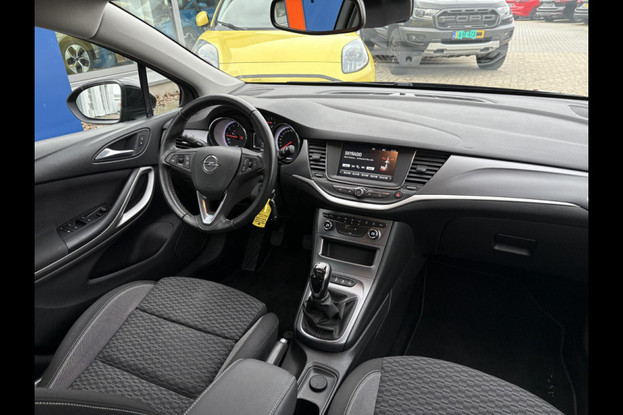 Opel Astra Sports Tourer 1.2 Turbo 110 PK Edition | Navigatie | LED koplampen | Climate Control | Cruise Control | AGR Stoel