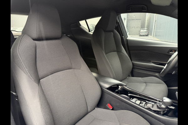 Toyota C-HR 1.8 Hybrid Bi-Tone | PDC V+A | JBL | LED | BSM | Zwarte Velgen | Rijklaar!!!