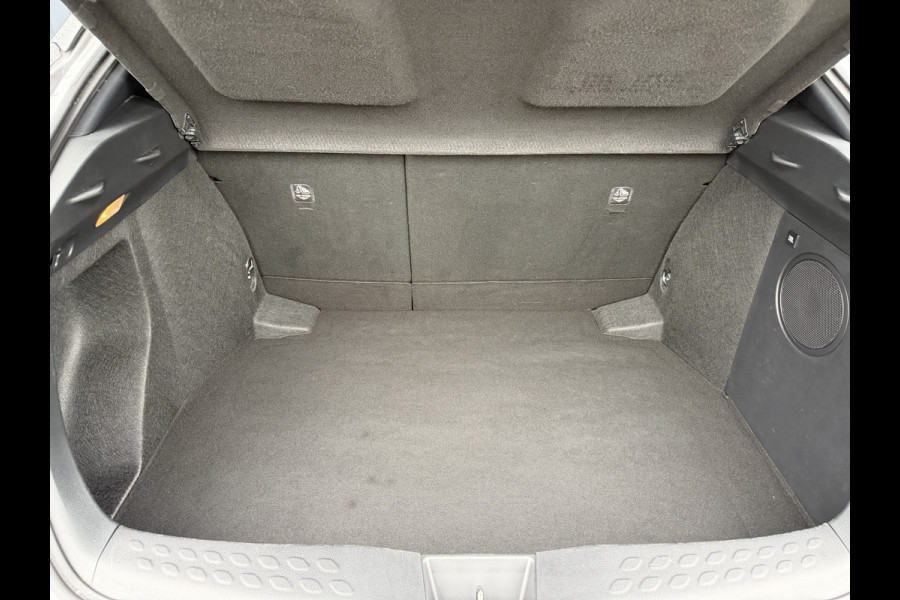 Toyota C-HR 1.8 Hybrid Bi-Tone | PDC V+A | JBL | LED | BSM | Zwarte Velgen | Rijklaar!!!