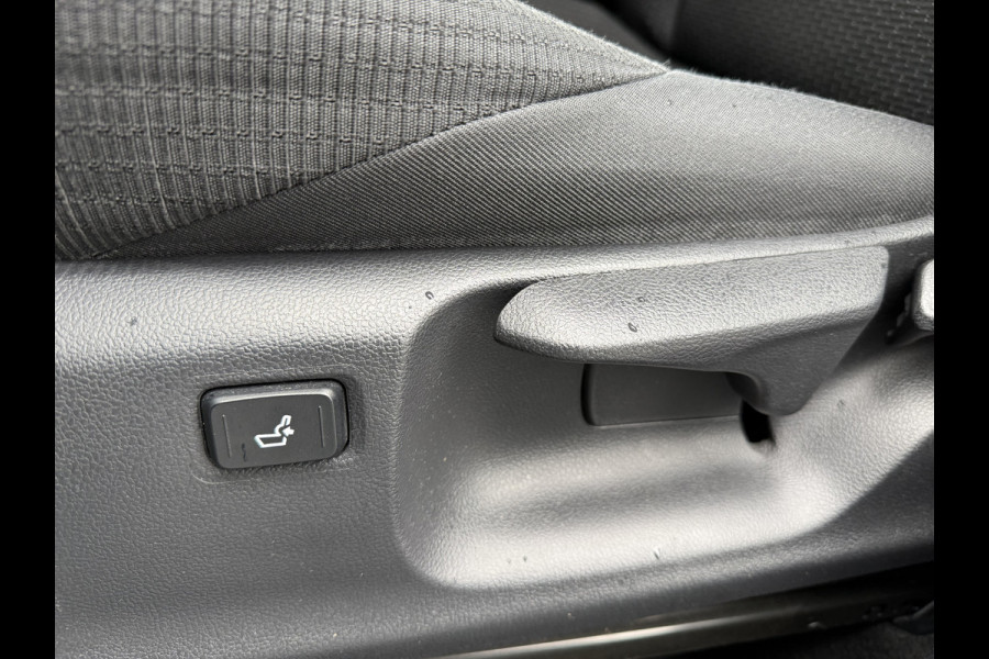 Toyota C-HR 1.8 Hybrid Bi-Tone | PDC V+A | JBL | LED | BSM | Zwarte Velgen | Rijklaar!!!