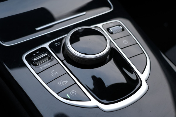 Mercedes-Benz C-Klasse Estate 180 Avantgarde | Inc BTW | Head-Up | Stoelverwarming | CarPlay | Lederen bekleding | Cruise control | F1 Flippers | Nieuwe APK | Dealer onderhouden | Facelift model