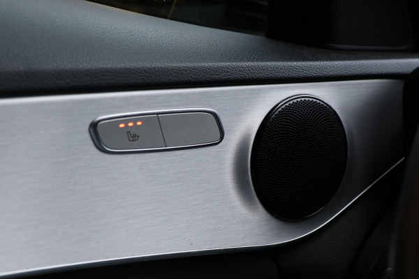 Mercedes-Benz C-Klasse Estate 180 Avantgarde | Inc BTW | Head-Up | Stoelverwarming | CarPlay | Lederen bekleding | Cruise control | F1 Flippers | Nieuwe APK | Dealer onderhouden | Facelift model