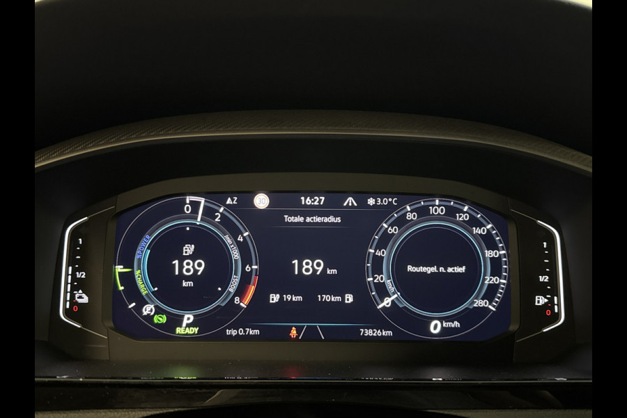 Volkswagen Arteon Shooting Brake eHYBRID 218PK DSG ELEGANCE BUSINESS+ TREKHAAK/NAVI/360CAMERA/LEDER Auto wordt verwacht!