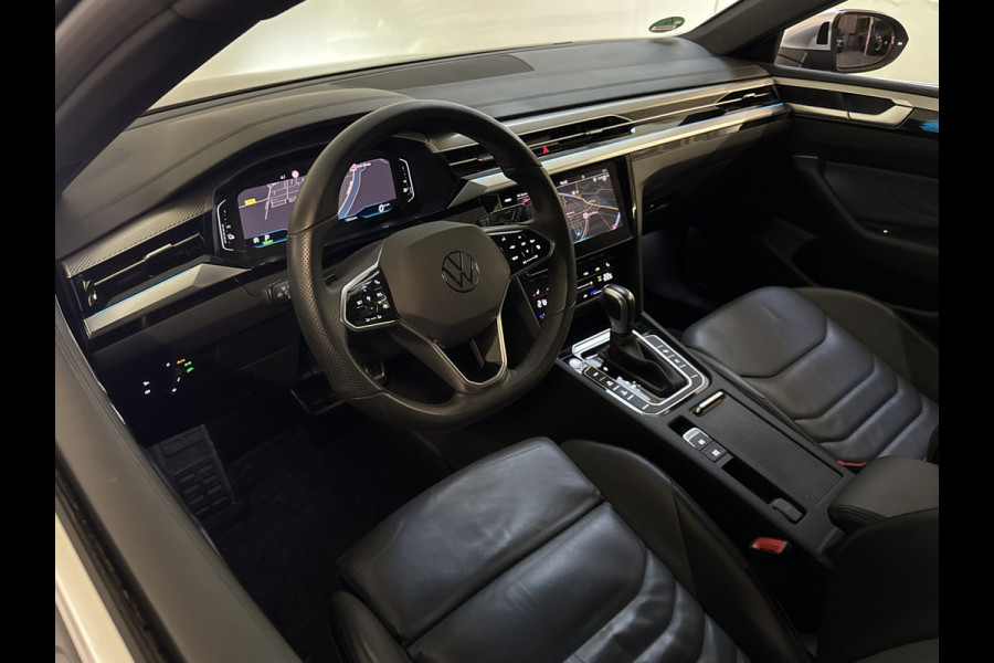 Volkswagen Arteon Shooting Brake eHYBRID 218PK DSG ELEGANCE BUSINESS+ TREKHAAK/NAVI/360CAMERA/LEDER Auto wordt verwacht!