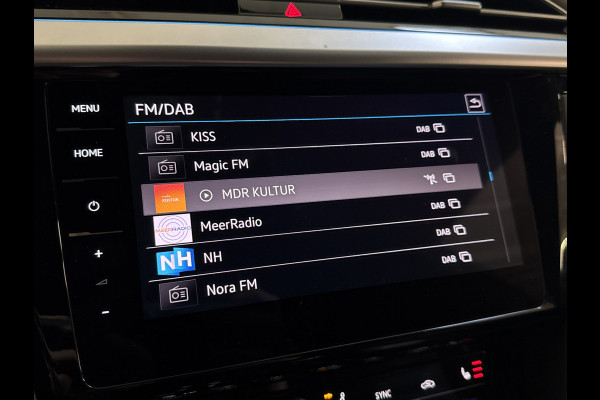 Volkswagen Arteon Shooting Brake eHYBRID 218PK DSG ELEGANCE BUSINESS+ TREKHAAK/NAVI/360CAMERA/LEDER Auto wordt verwacht!