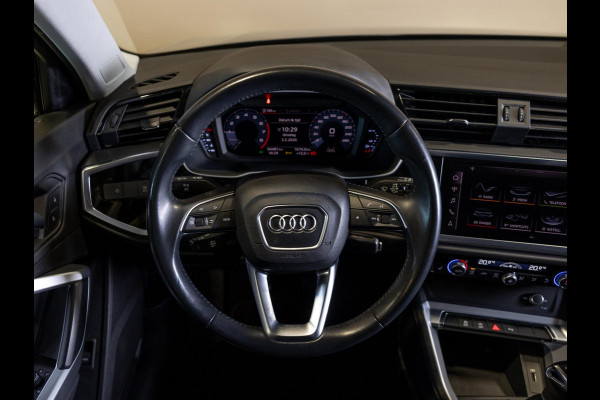 Audi Q3 35 TFSI Pro Line / 150pk / Stoelverwarming / Leder / Dodehoek herkenning /