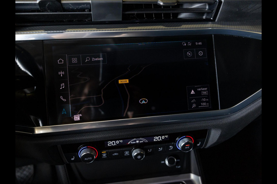 Audi Q3 35 TFSI Pro Line / 150pk / Stoelverwarming / Leder / Dodehoek herkenning /