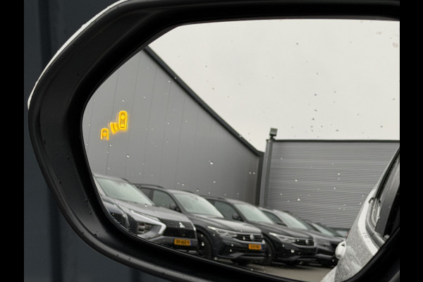 Toyota Yaris 1.5 Hybrid 115 First Edition | PDC V+A | Dodehoek detectie | Nieuwste type(radio/digitale tellers) | Rijklaar!!!