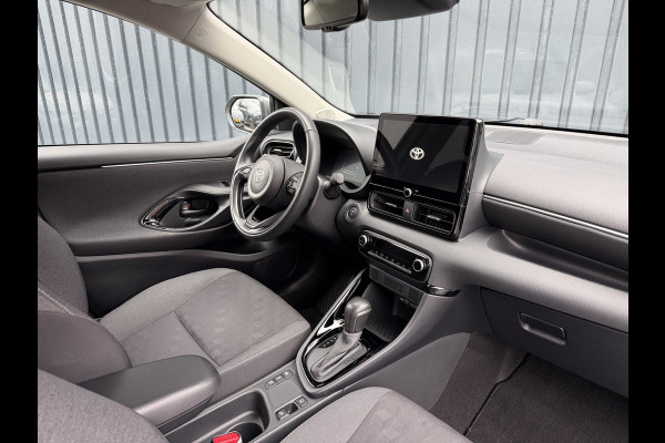 Toyota Yaris 1.5 Hybrid 115 First Edition | PDC V+A | Dodehoek detectie | Nieuwste type(radio/digitale tellers) | Rijklaar!!!