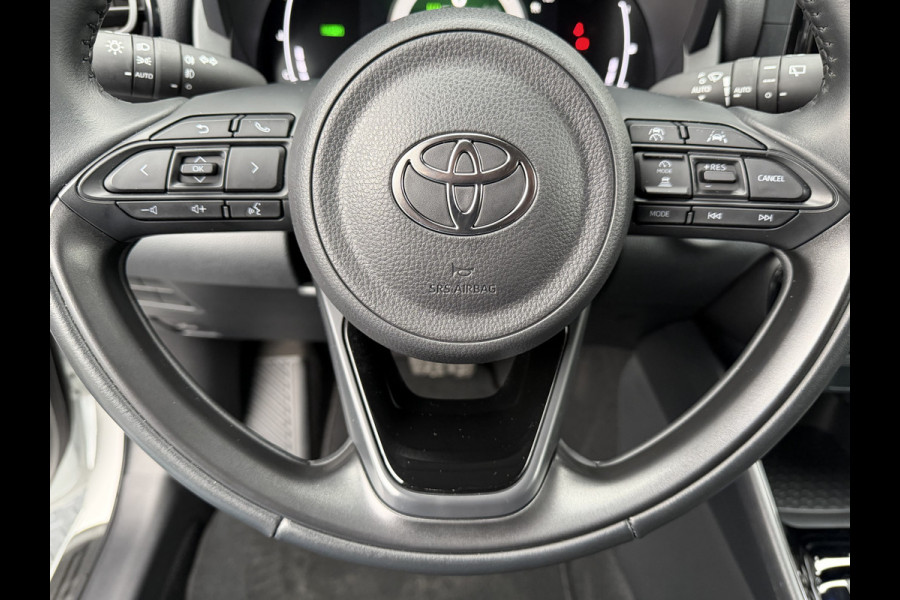 Toyota Yaris 1.5 Hybrid 115 First Edition | PDC V+A | Dodehoek detectie | Nieuwste type(radio/digitale tellers) | Rijklaar!!!