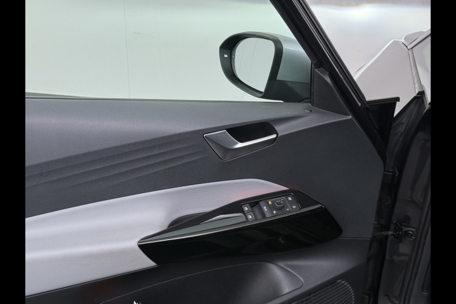 Volkswagen ID.3 First Plus 58kWh 204pk Camera 19"lmv Adap.Cruise Matrix-Led Navi-Pro Ecc Apple Carplay Android Auto Pdc SOH 89% Lmv Stoel+Stuurverwarming Wifi Rijstrooksensor Keyless advanced Origineel Nederlandse Auto