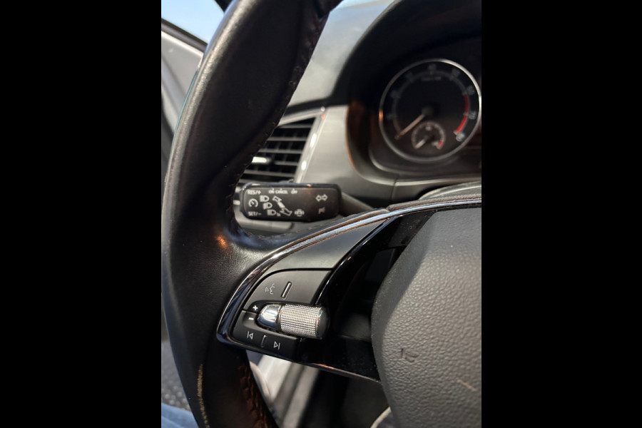 Škoda Fabia Combi 1.0 TSI Business Edition Airco | Cruise | Navi | PDC